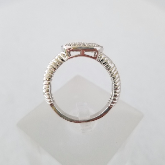 HOST PICK!!! 💚 Sterling Silver Green Spinel Ring - Picture 5 of 8